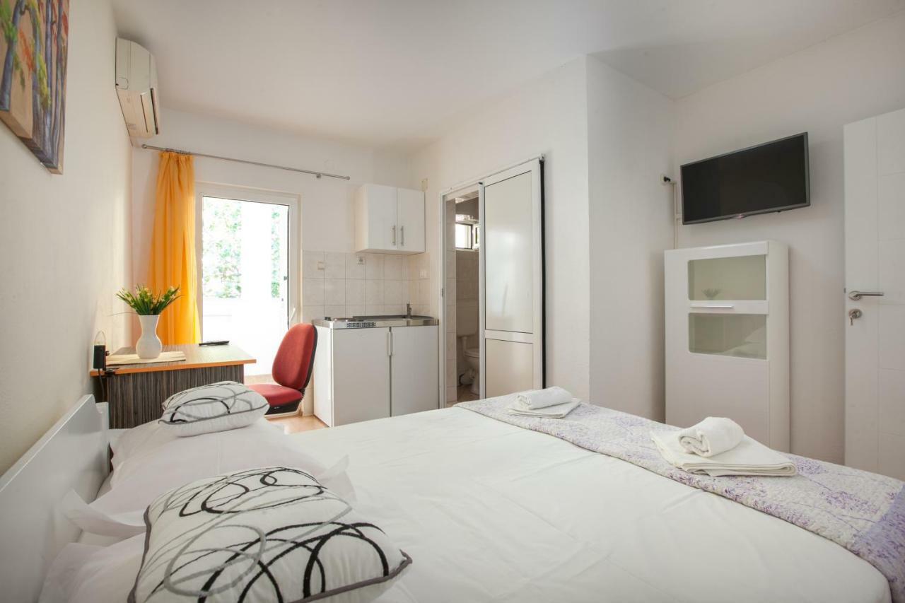 Klara Apartmán Makarska