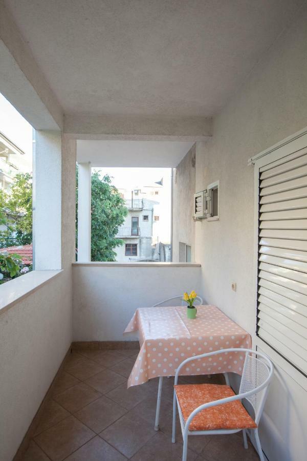 Klara Apartmán Makarska
